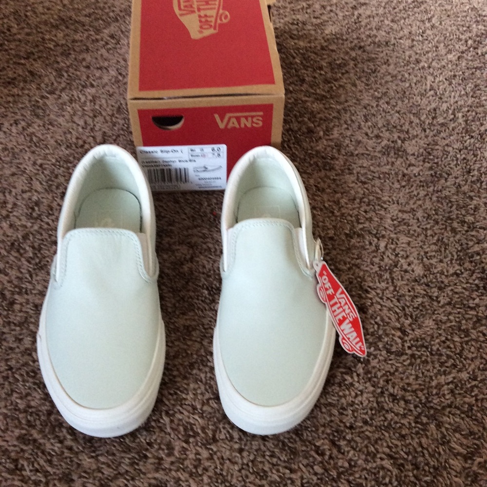 Brand New Mint Leather Vans